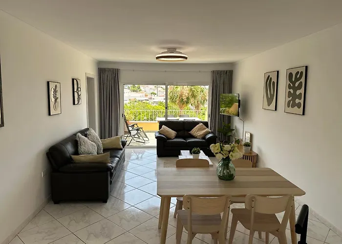 Brisas Seaview - * Costa Adeje (Tenerife)